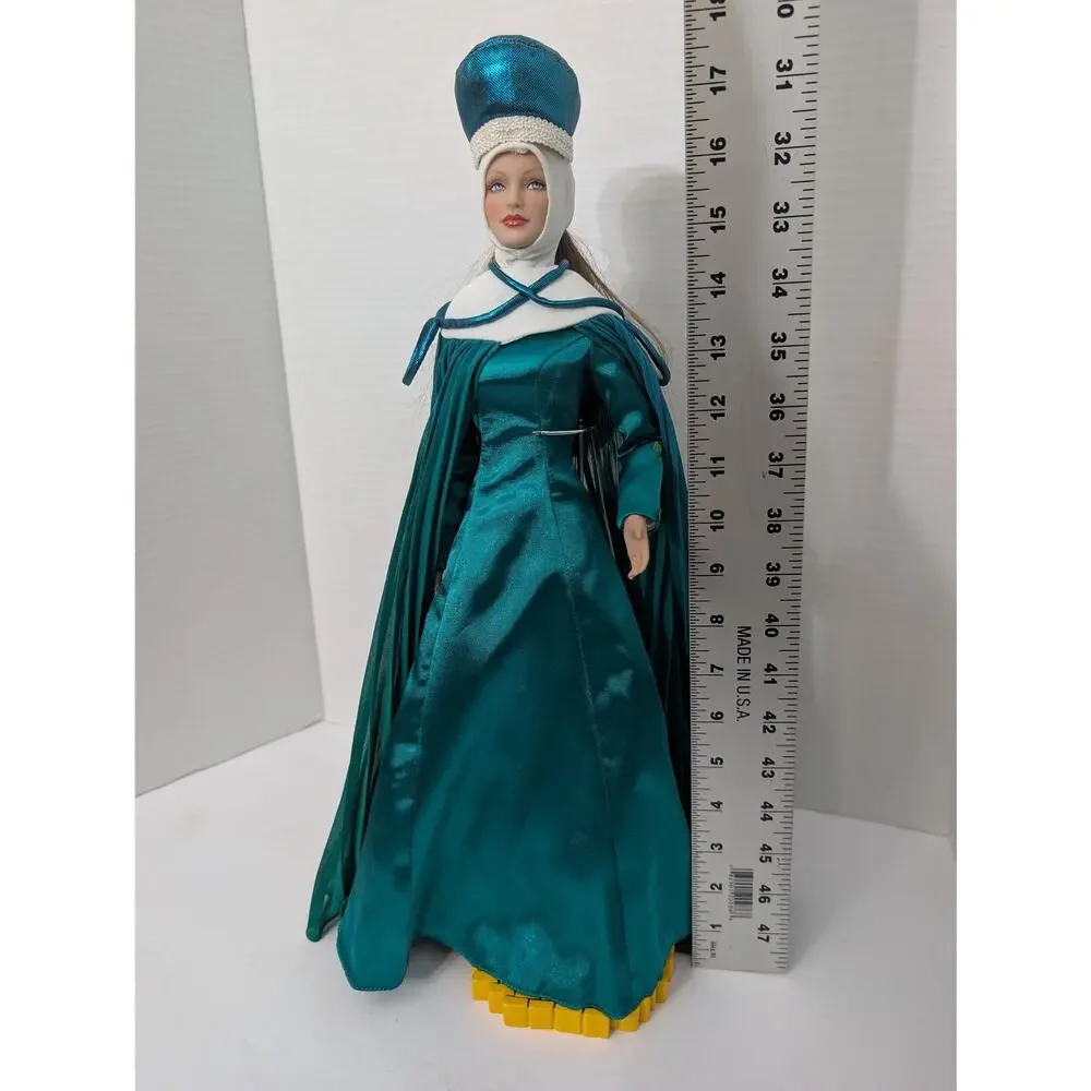 RARE 2005 Tonner Wizard of Oz Emerald City Woman 16